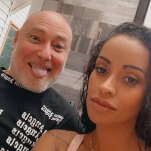 Meet your Posher, Sambo